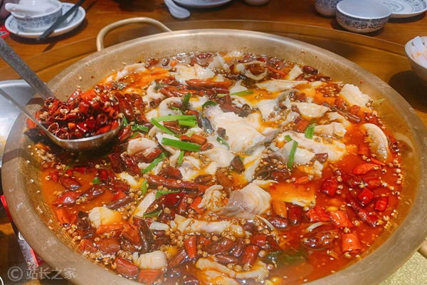 水煮鱼，四川菜，美食